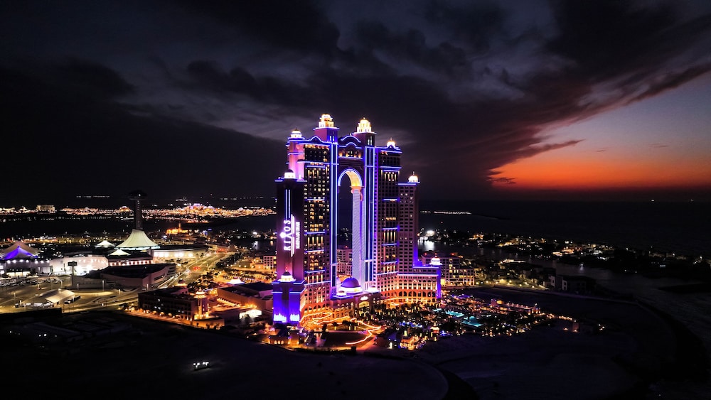 Rixos Marina Abu Dhabi 45/48