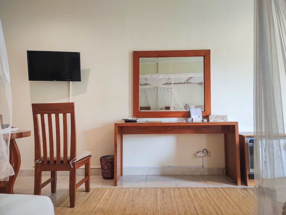 Puri Sari Beach Hotel 6/50