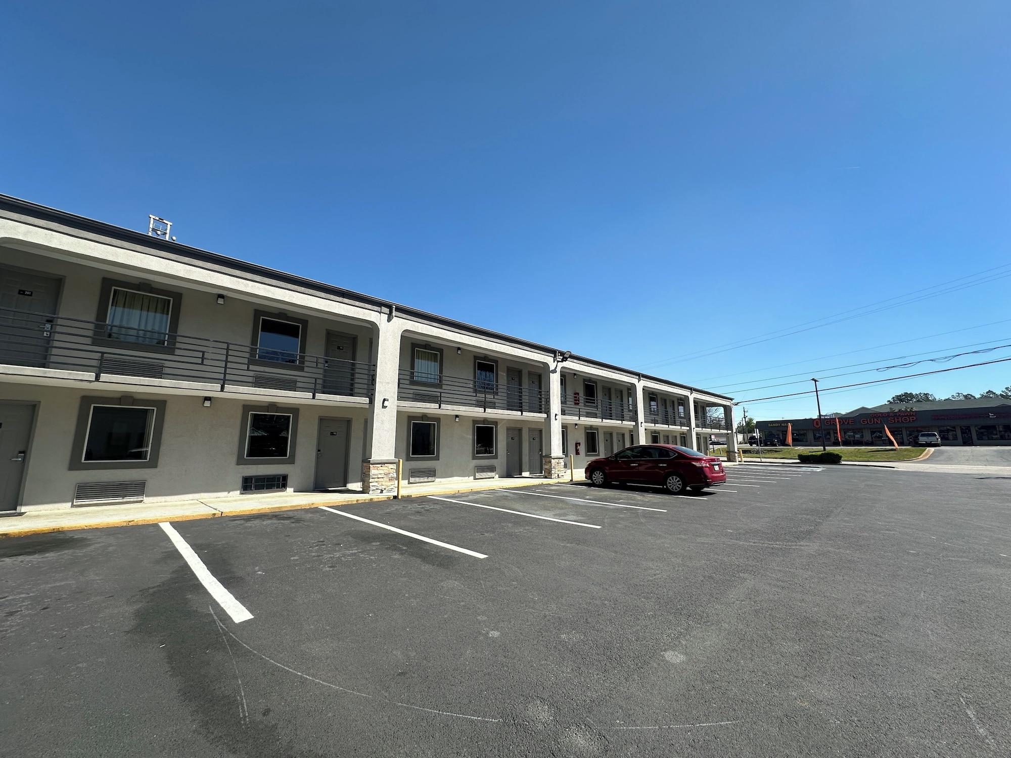 Executive Inn 35/41
