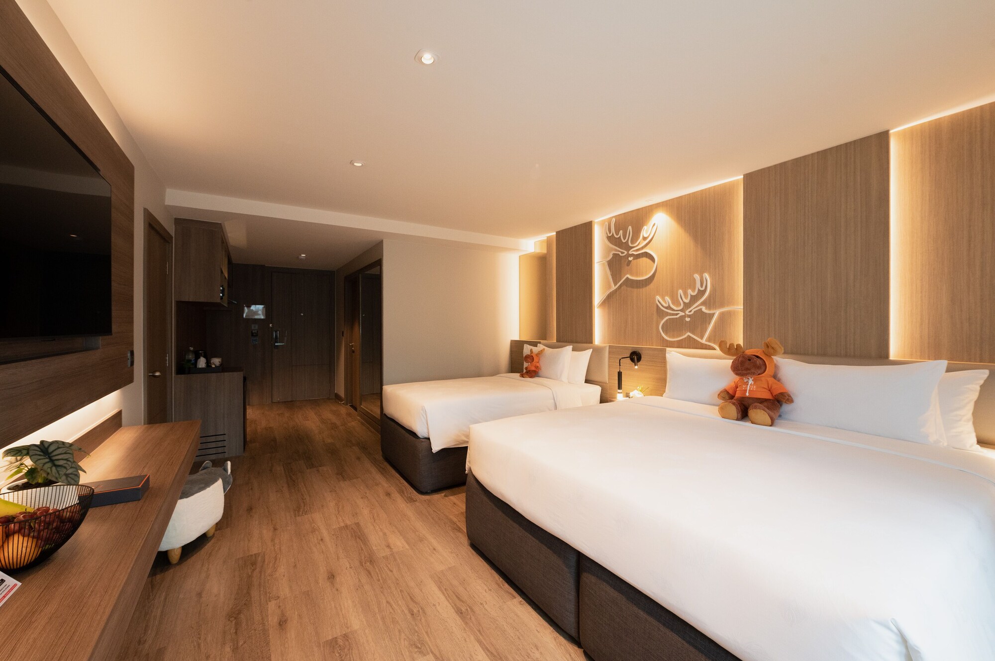 2 BEDROOMS, FAMILY SUITE