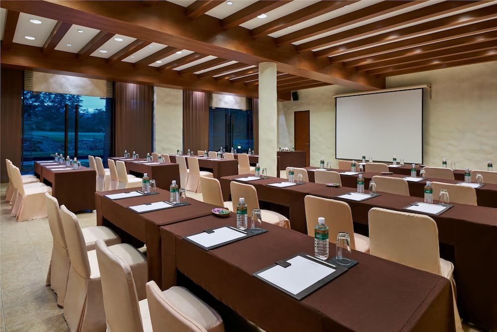 Kirimaya Golf Resort and Spa 63/74