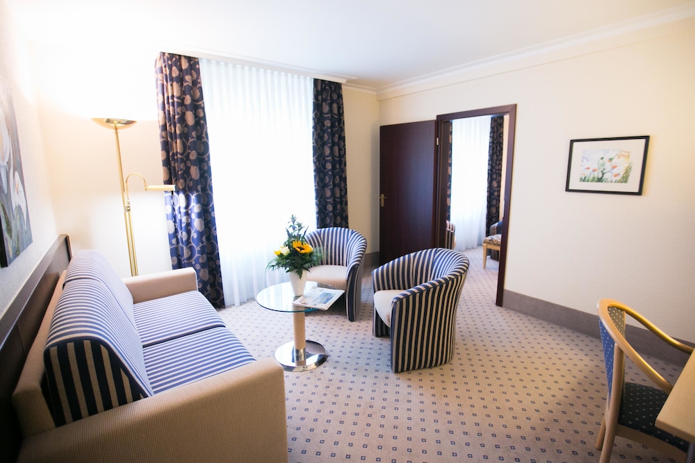 Holiday Inn - The Niu, Stream Monchengladbach 47/71