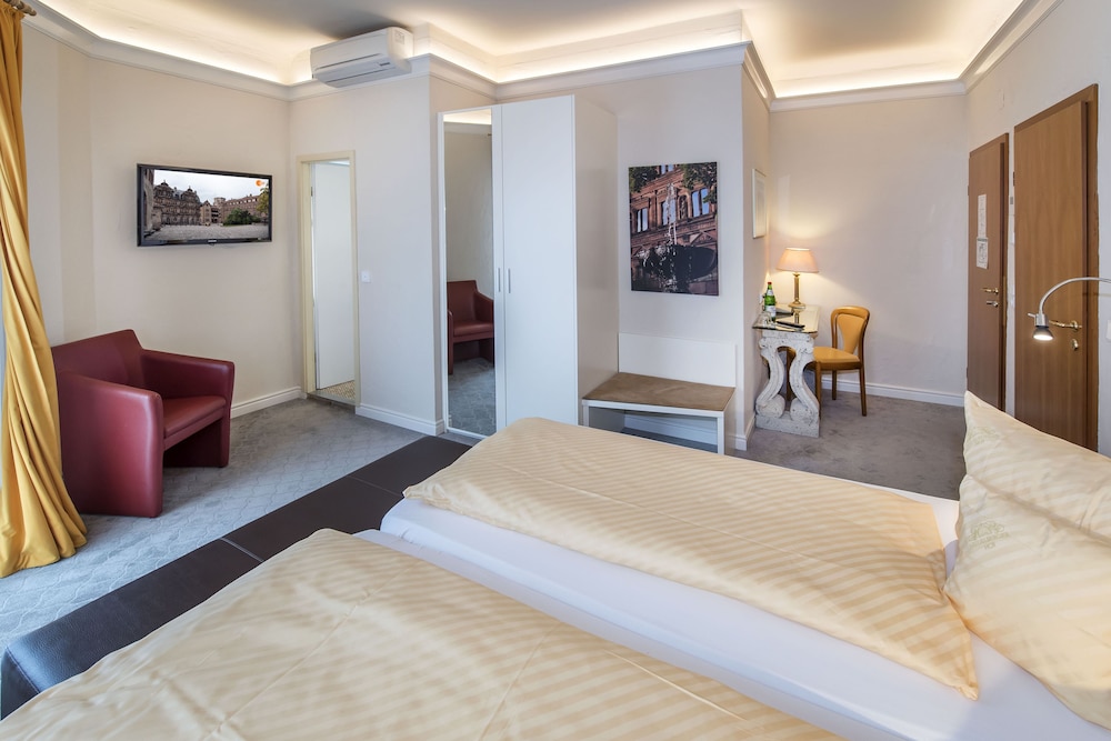 HOTEL HEIDELBERGER HOF 9/65