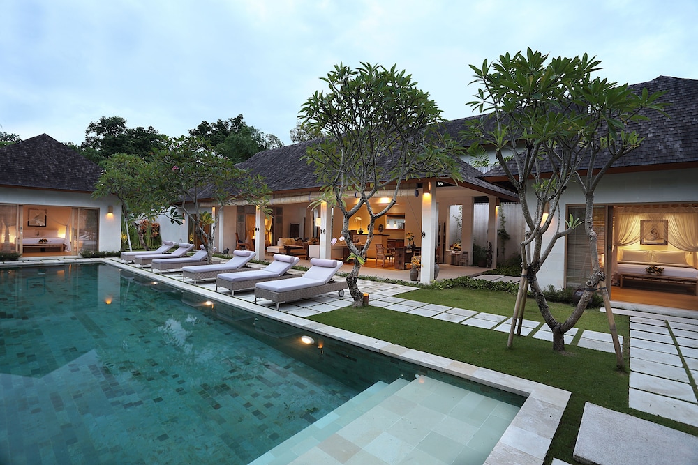 Villa Bali Asri Batubelig 46/50
