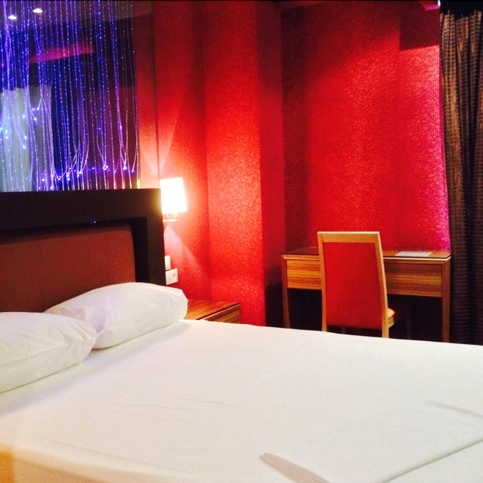 Lacoba Hotel 10/33