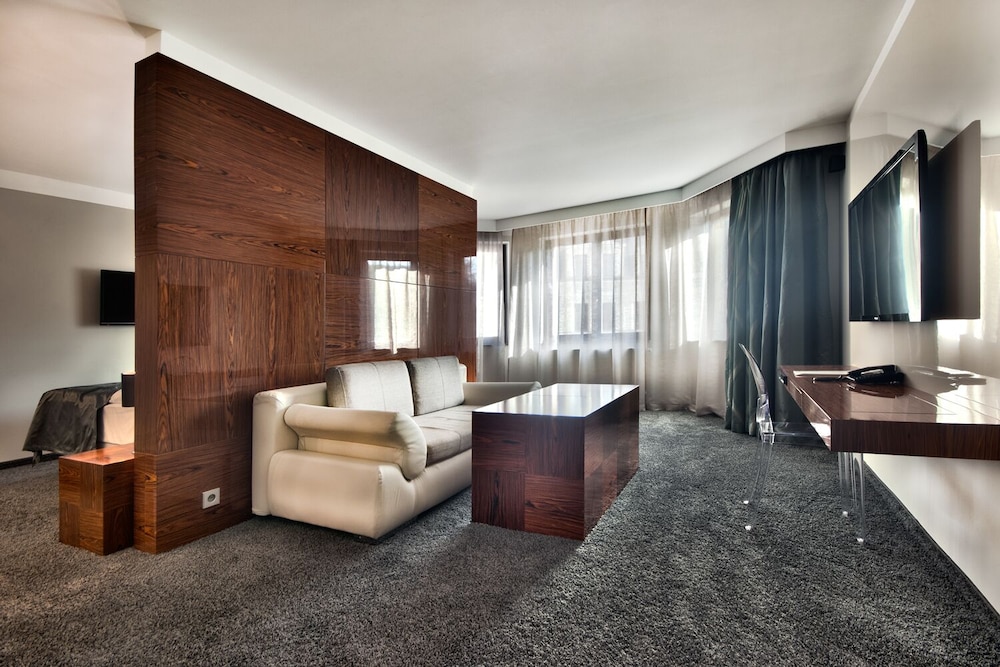 Luxury Spa & Wellness Hotel Prezident 46/68
