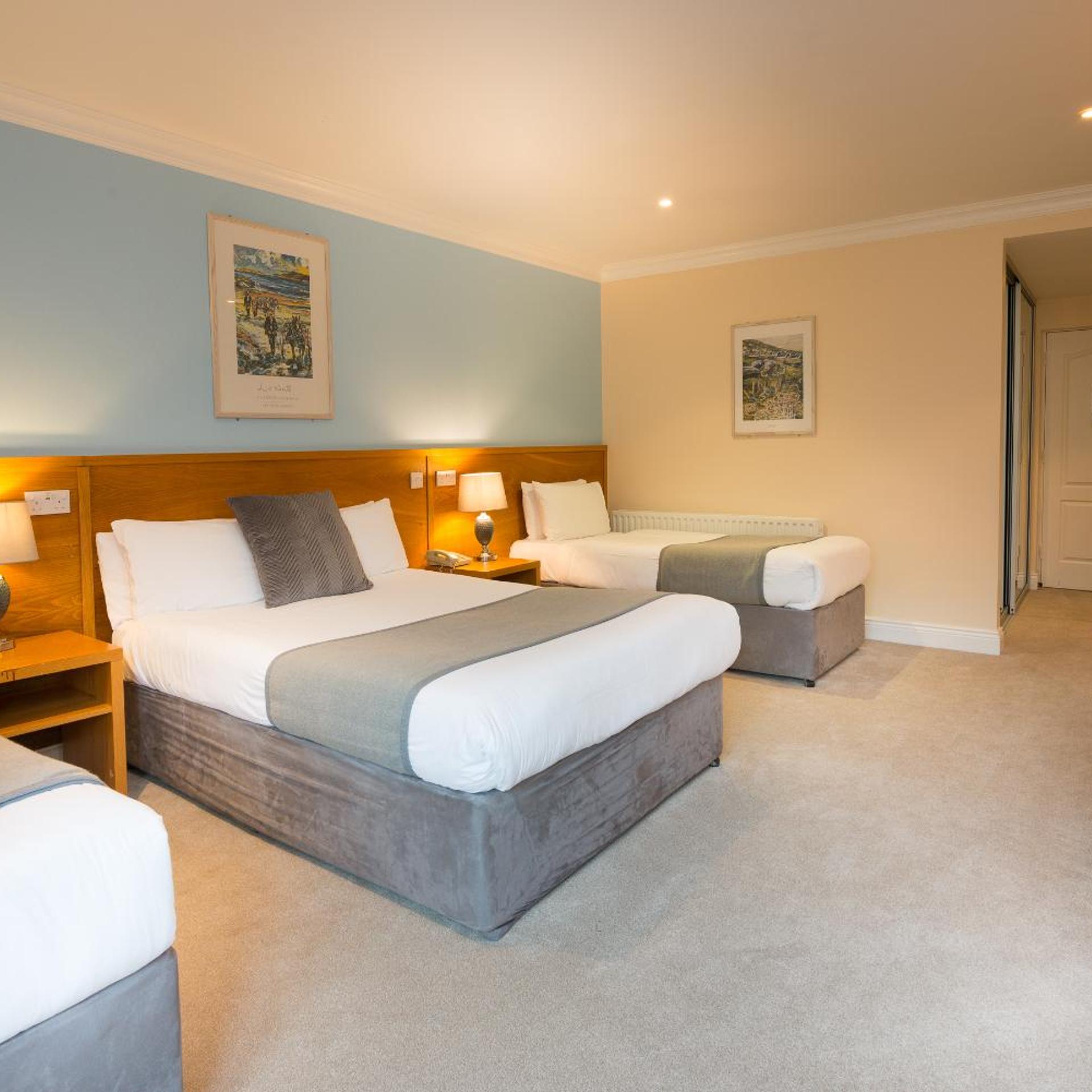 Ceann Sibeal Hotel 7/50