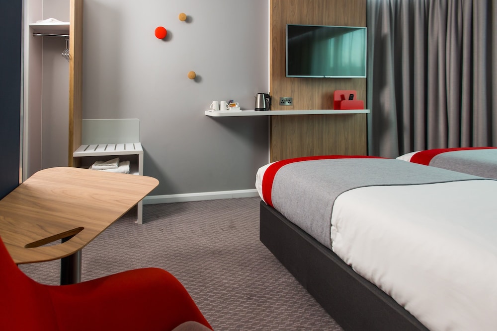 Holiday Inn Express Leeds City Centre Armouries 32/60