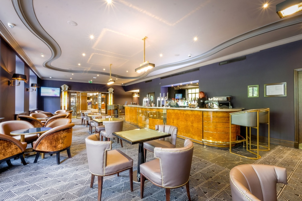 Tavistock Hotel 49/71