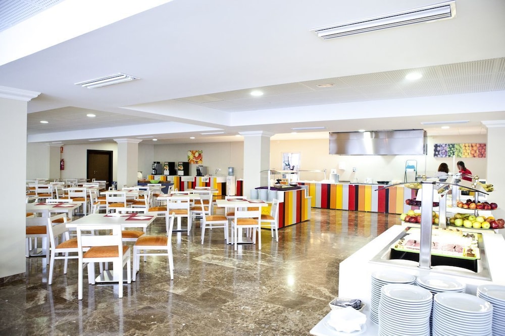 Hotel Puchet Ibiza 63/76