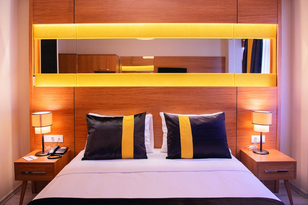 Karamans Sirkeci Suites Hotel 12/26