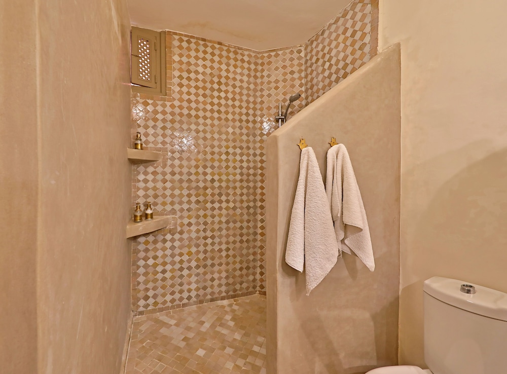 Riad Al Badia 48/50