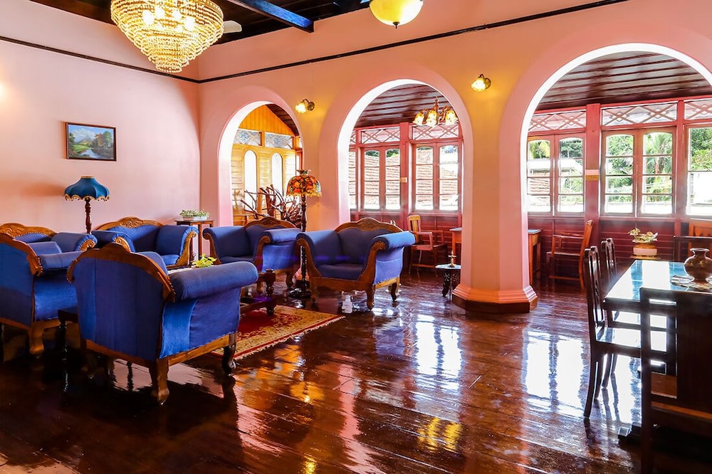 CHIRAMEL RESIDENCY FORTKOCHI 35/54