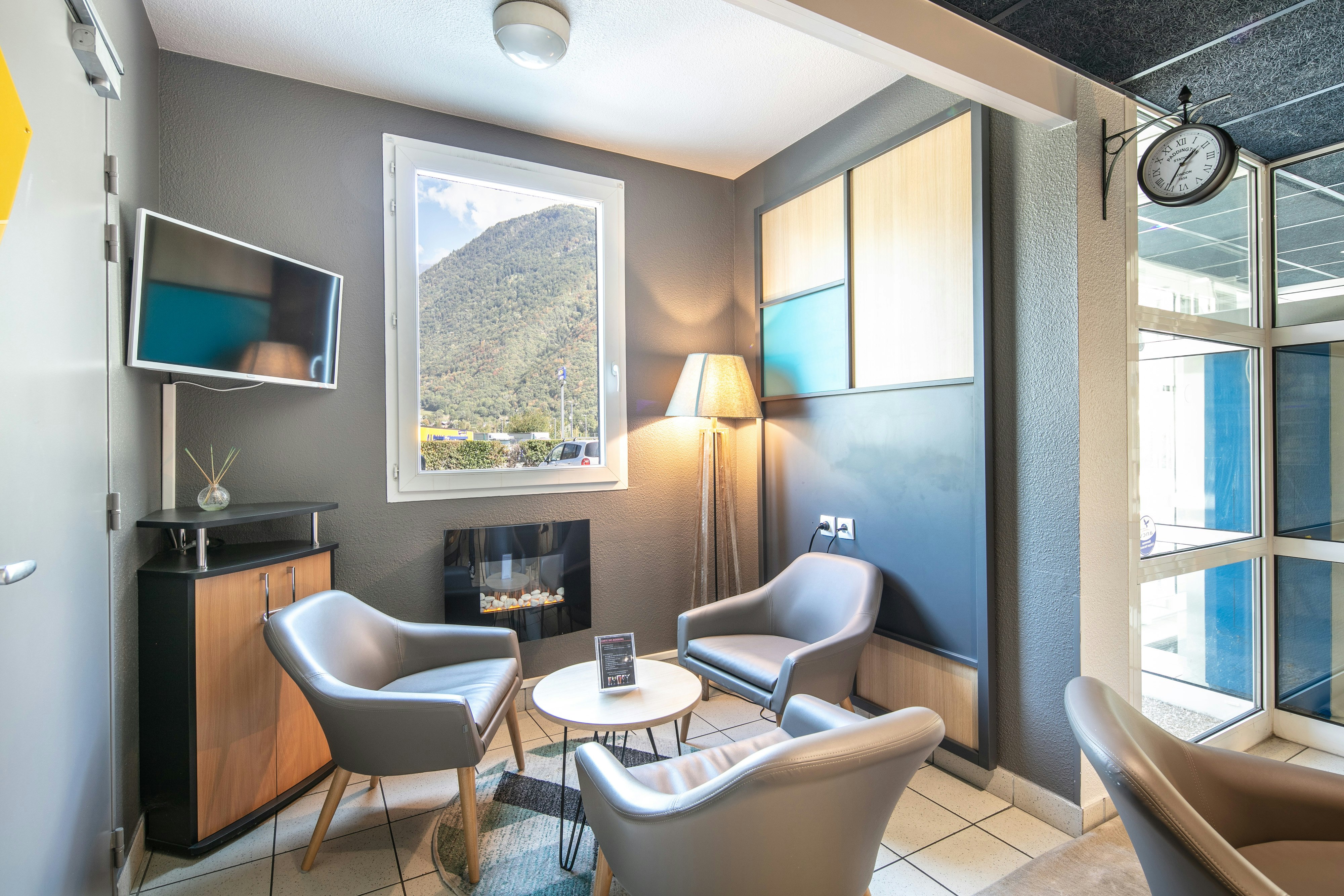 B&B Hotel Saint Jean De Maurienne 9/15