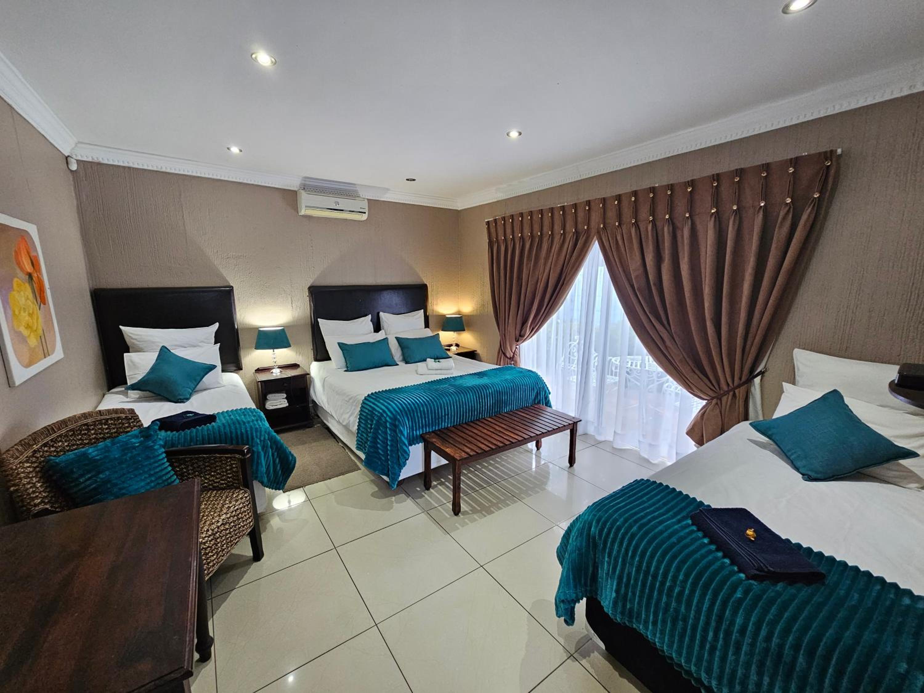 Bettie's Luxury Lodge 9/45