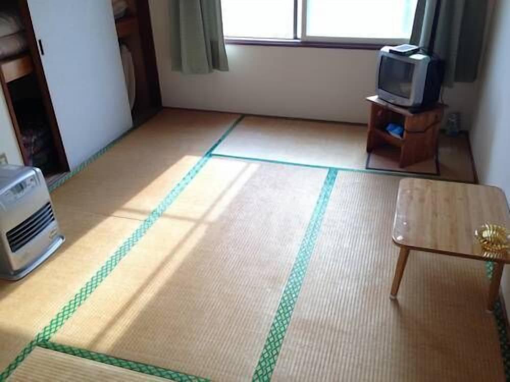 Minshuku Lamp 6/17