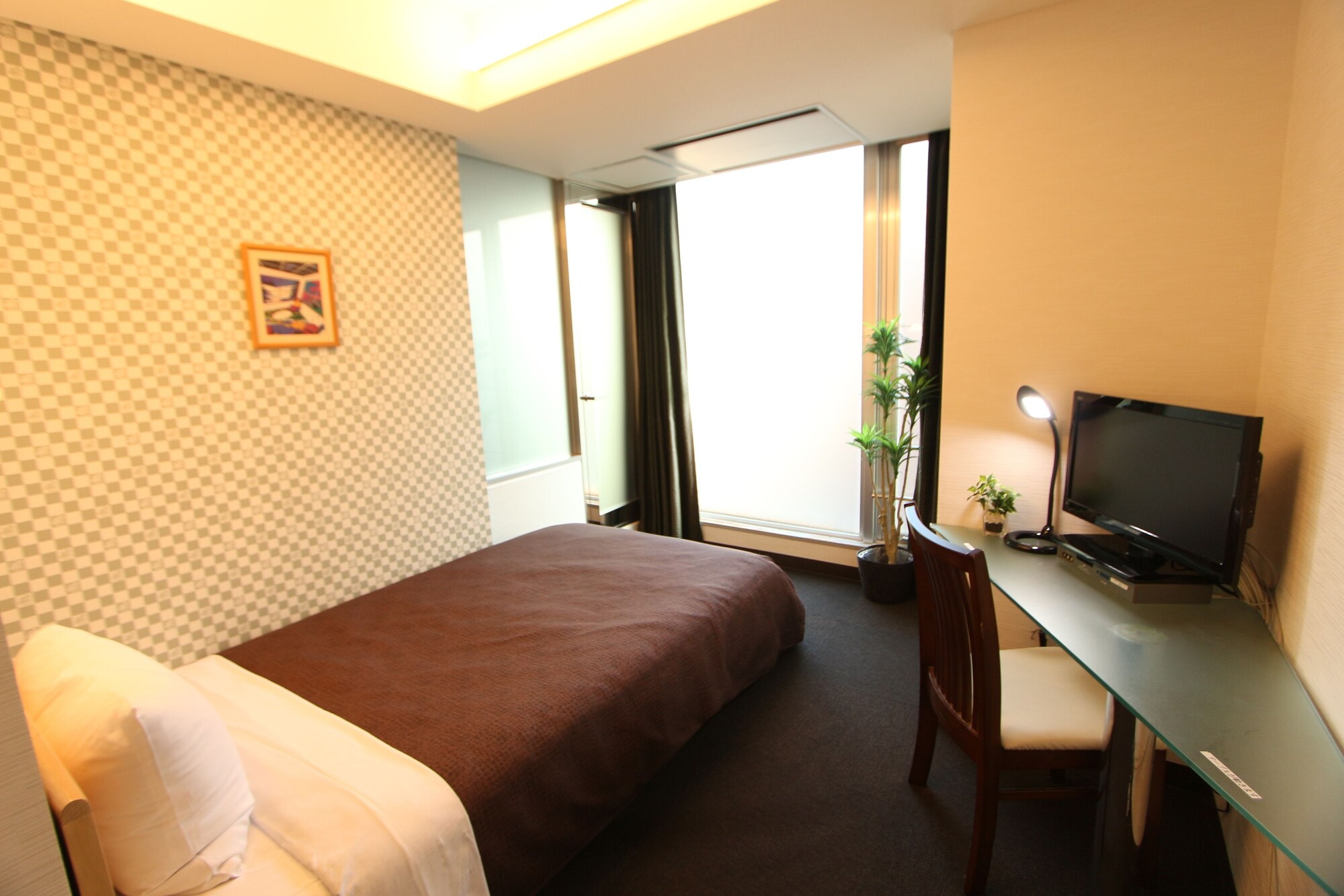 ROOM, SINGLE, SINGLE BED, SMOKING
