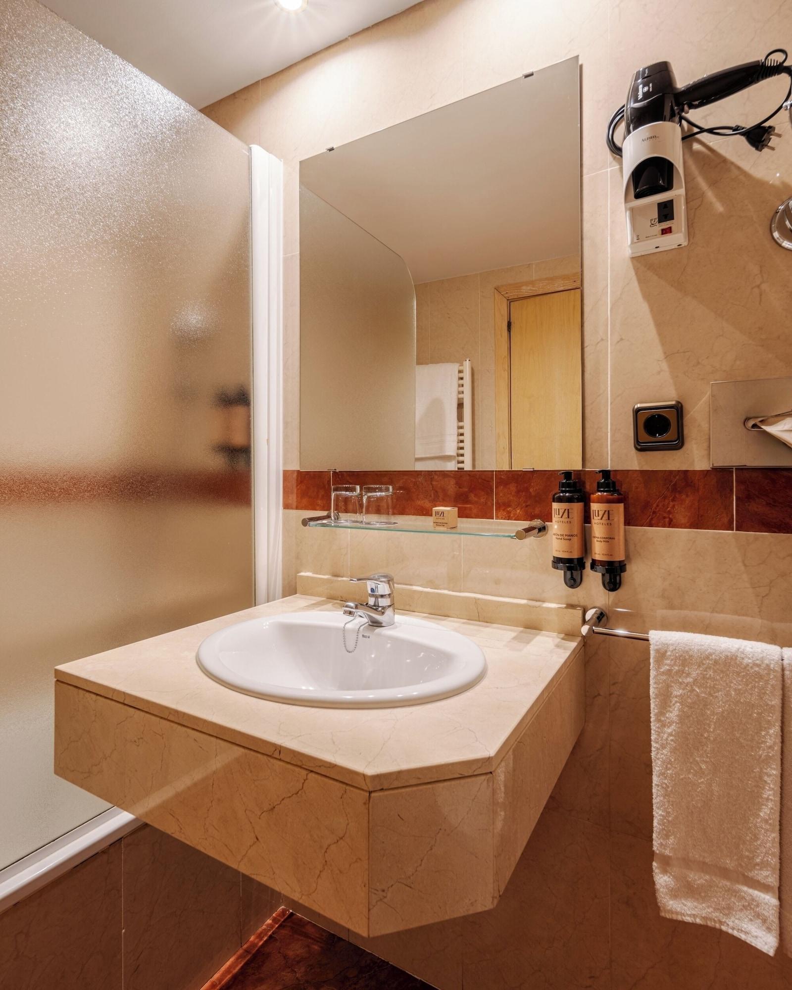 Mini، Luze Castellana Hotel 3/4