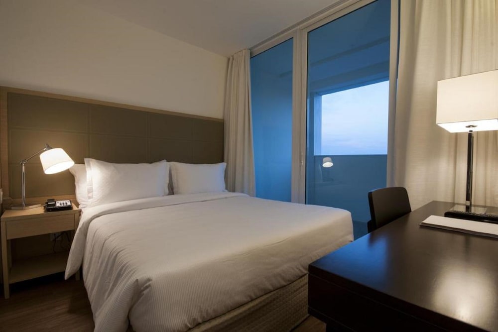 Americas Barra Hotel 38/61