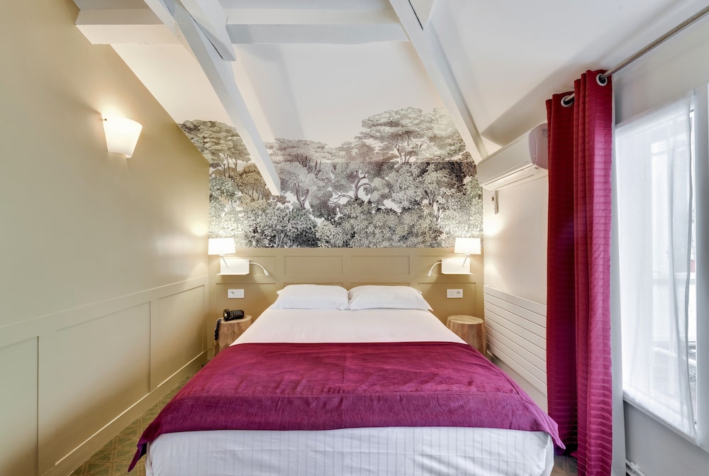 STANDARD, DOUBLE BED