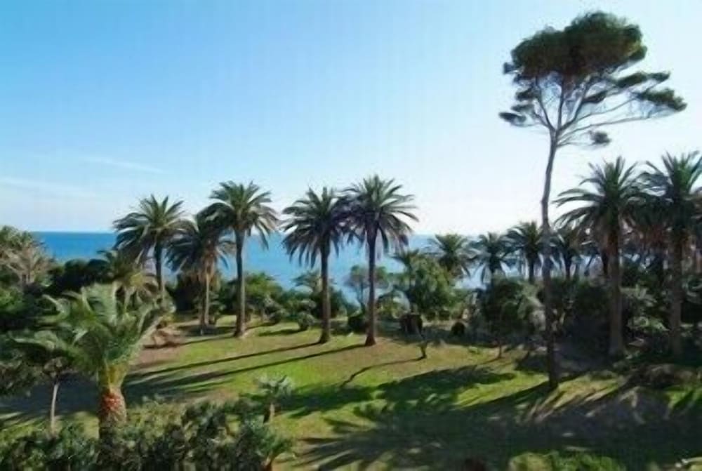 Hotel L Isola 28/38