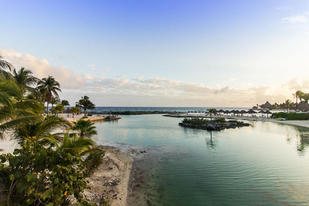 Coral Maya Stay Suites 42/50