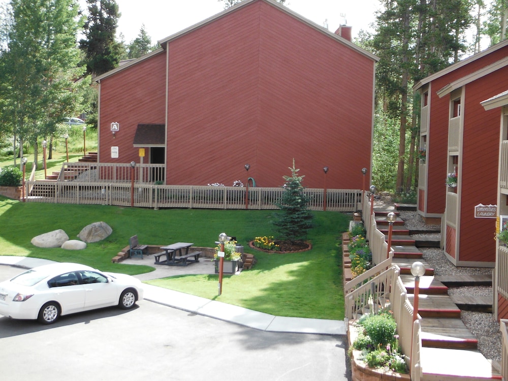 Indian Peaks Resort 42/50