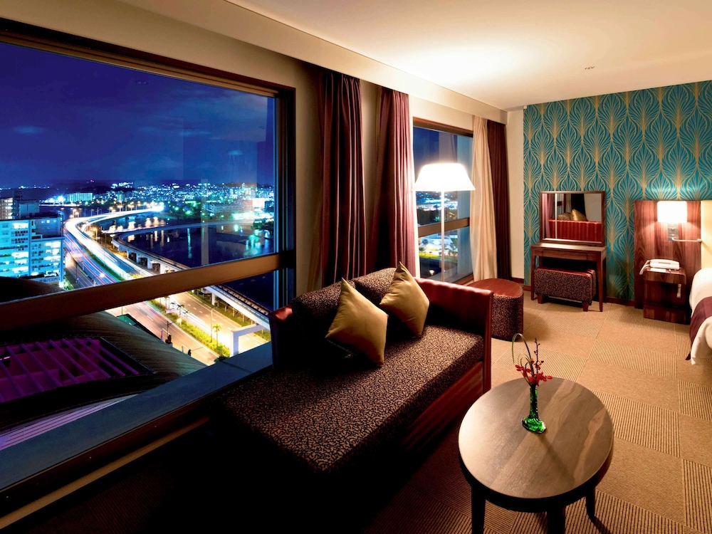 Mercure Okinawa Naha 42/65