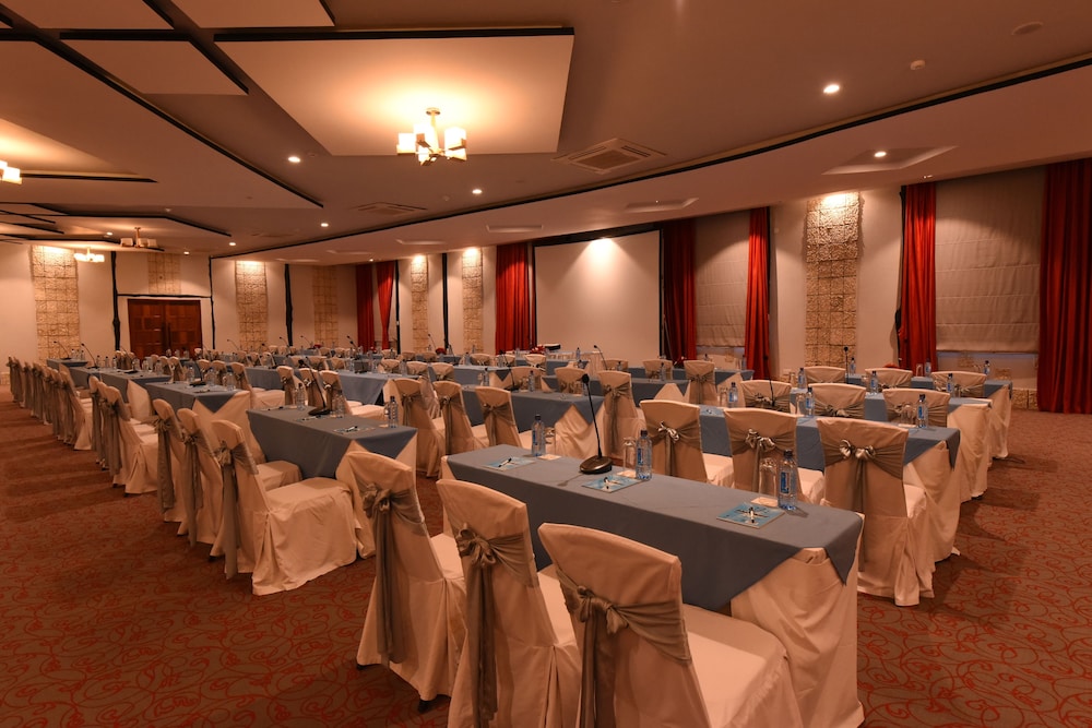 Diani Reef Beach Resort and Spa 58/69