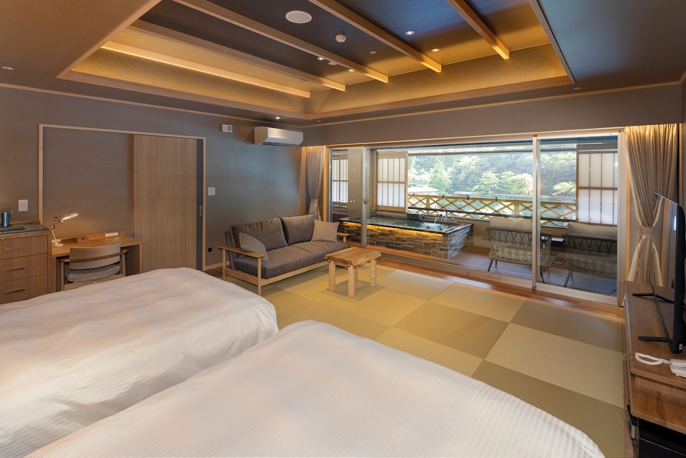 JAPANESE WESTERN, MIYABI, OUTDOOR BATH, TOP FLOOR