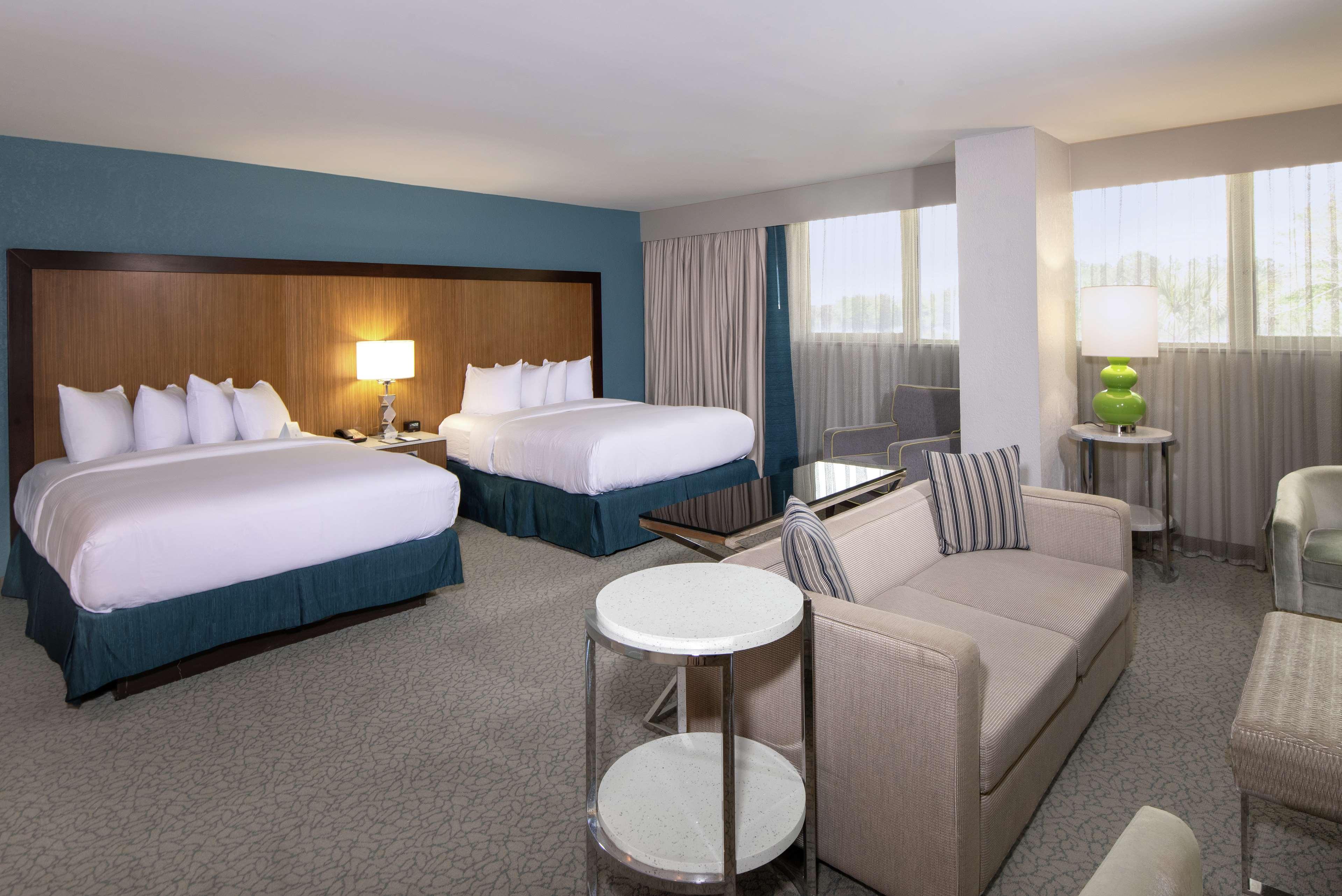 JUNIOR SUITE, 2 DOUBLE BEDS