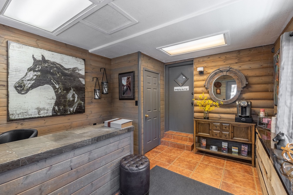 Canyons Lodge 17/37