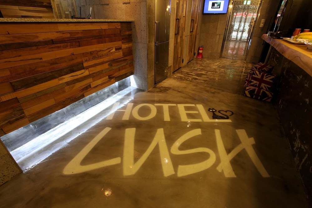 Hwagok Lush Hotel 28/44