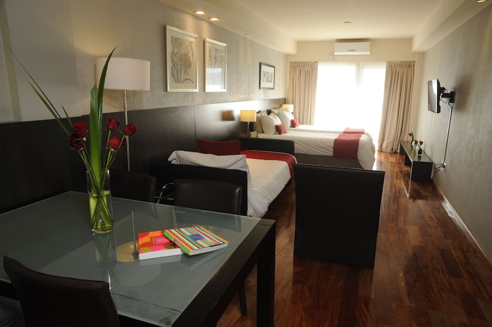 Urban Suites Recoleta Boutique Hotel 62/77