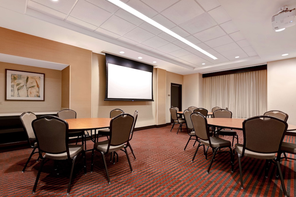 Hyatt Place Bloomington/Normal 49/56
