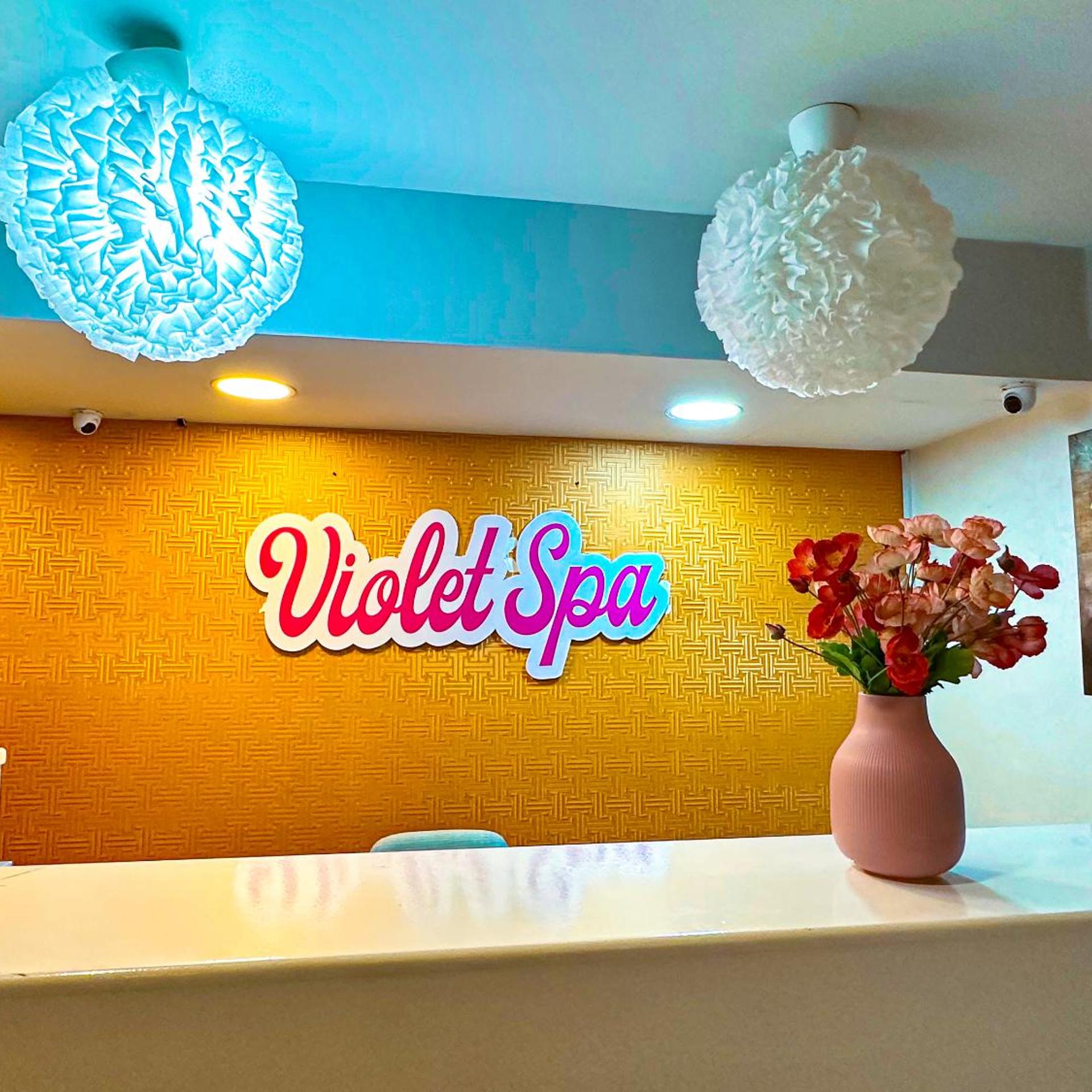The Victory Hotel 8/60