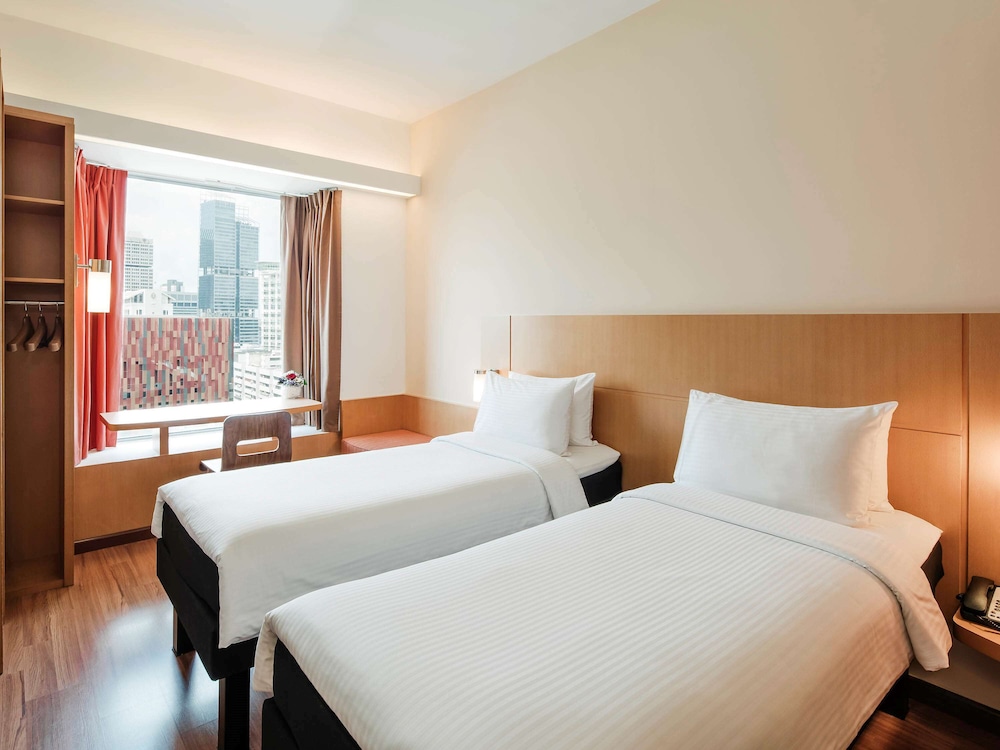 Ibis Singapore on Bencoolen 18/70