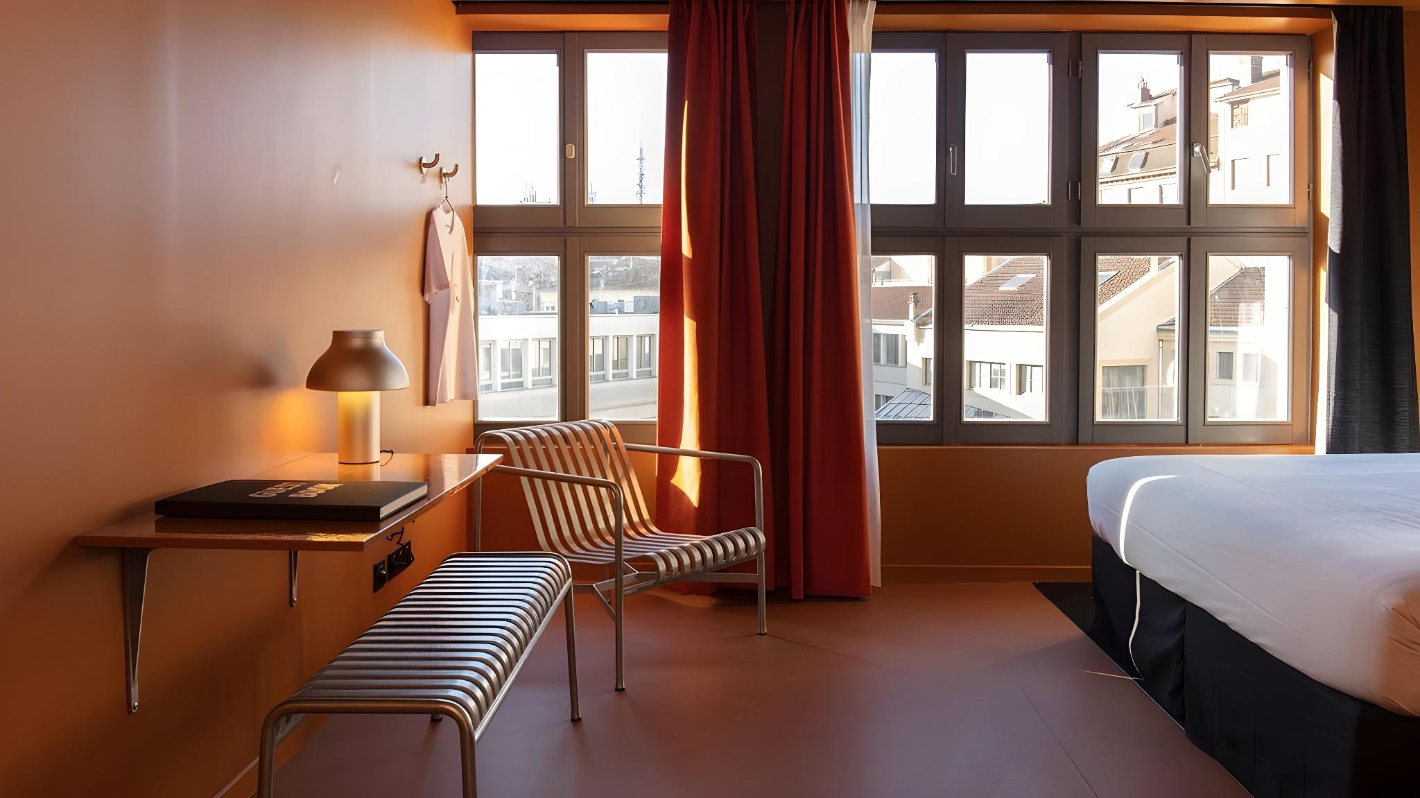 Double Room With View