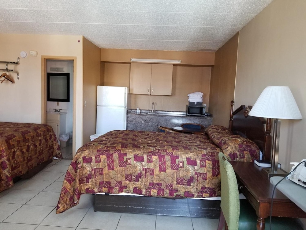 Cloud 9 Inn 16/29