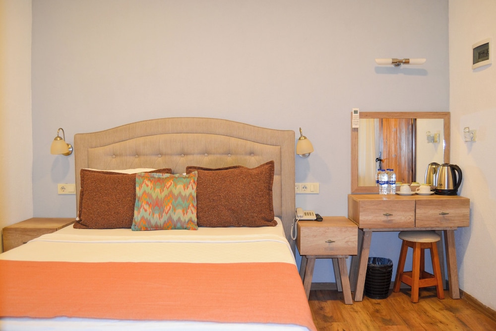 AKKAN LUXURY HOTEL 59/84