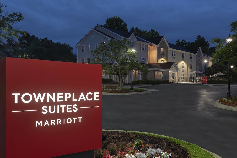 TownePlace Suites by Marriott Savannah Midtown photo3