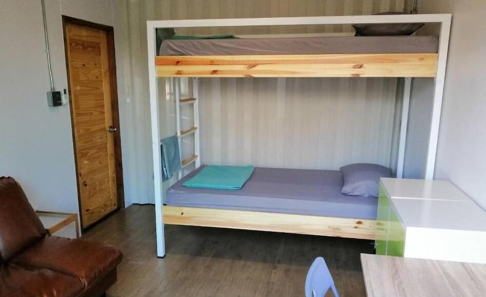 Hybrit Hostel & Cafe 21/37