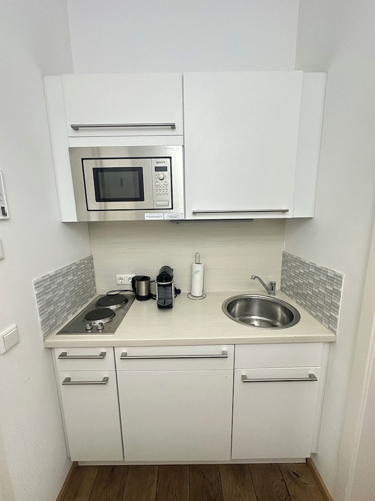 Helvetia Suites 52/52