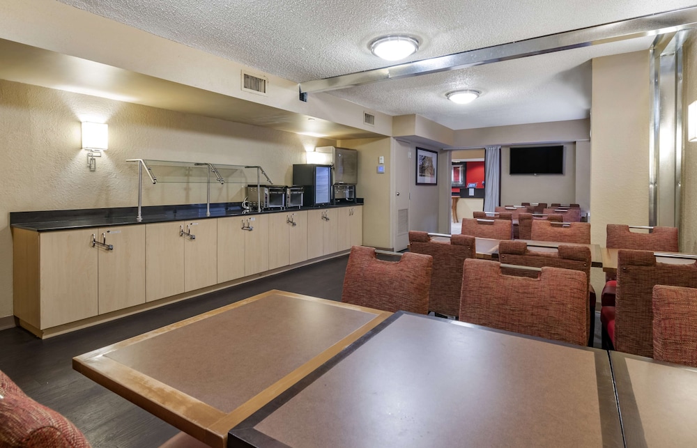 Extended Stay America - Orlando Theme Parks - Major Blvd. 8/57