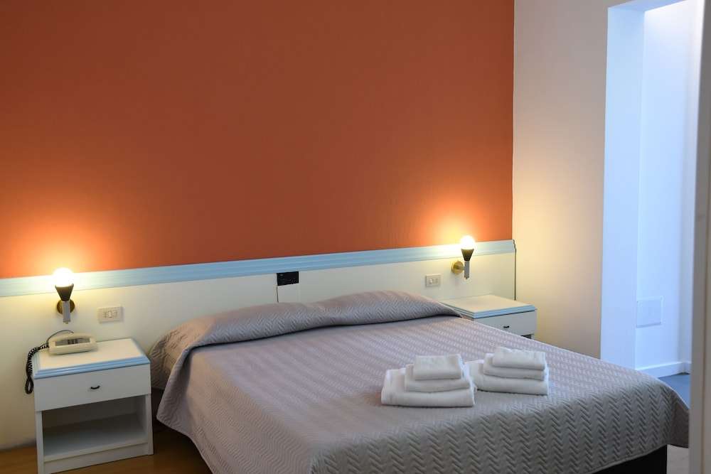 Orri Hotel 34/55