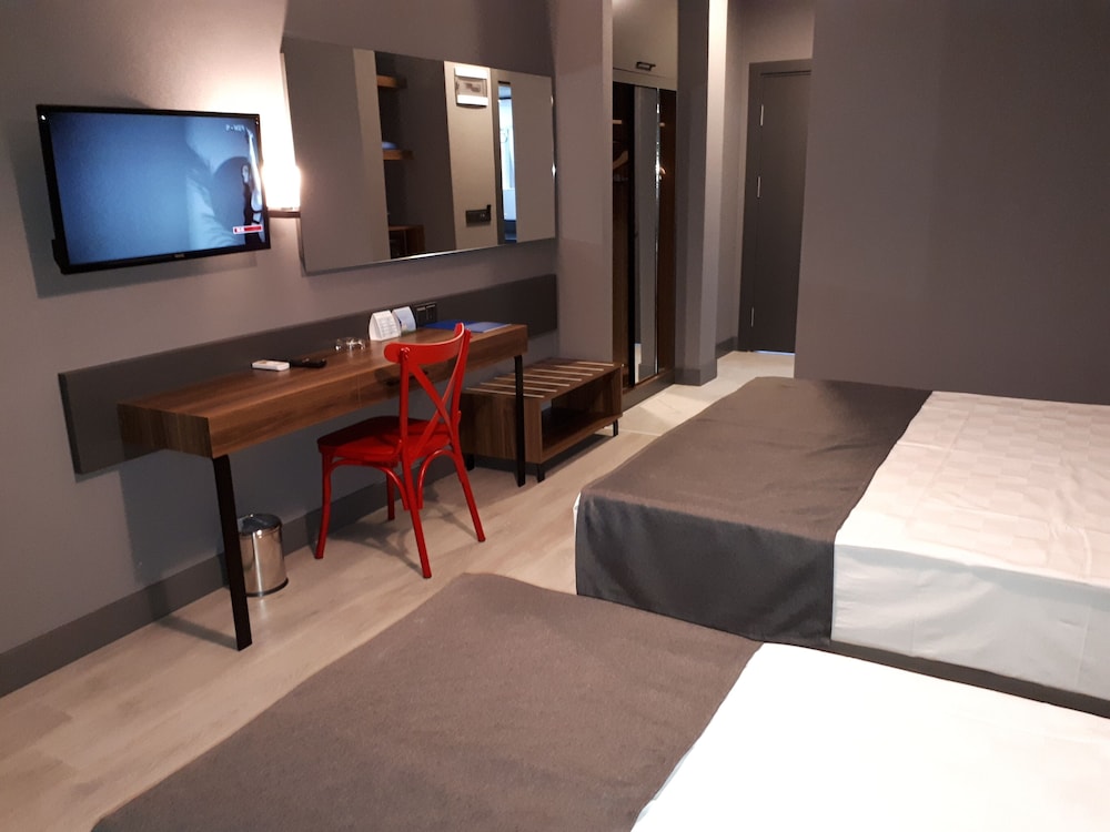 Ramira City Hotel 16 Adult Hotel 26/50