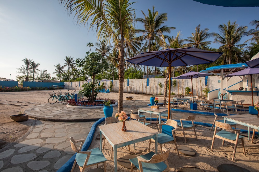 Santorini Beach Resort 35/65