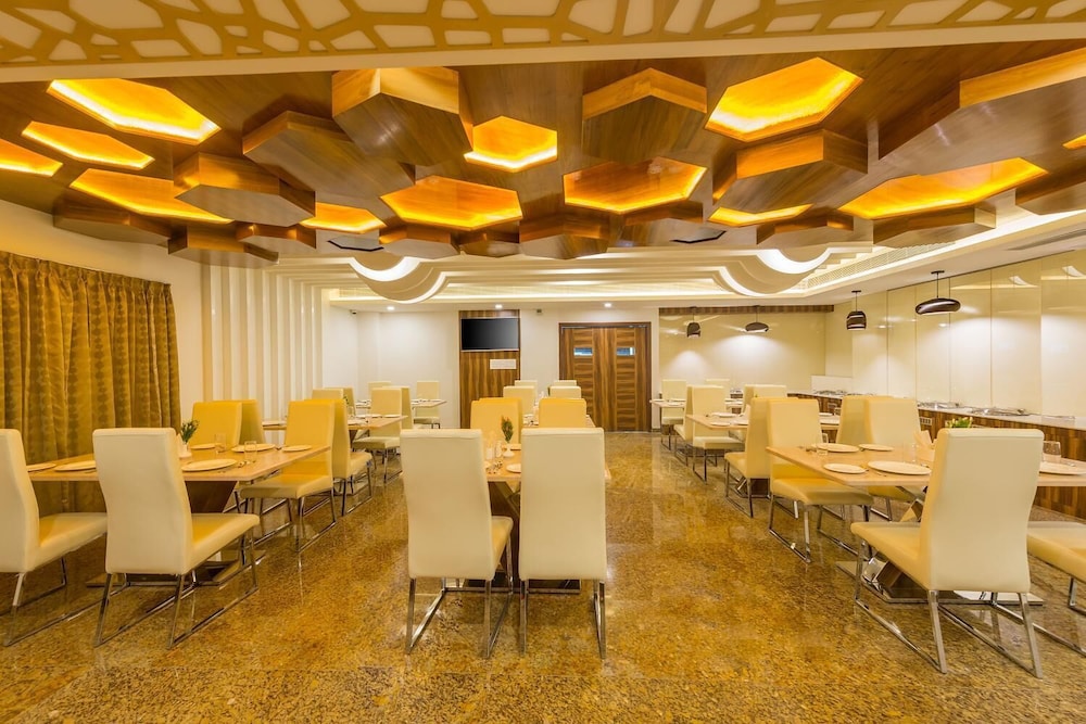 Hotel Chenthur Park 24/30