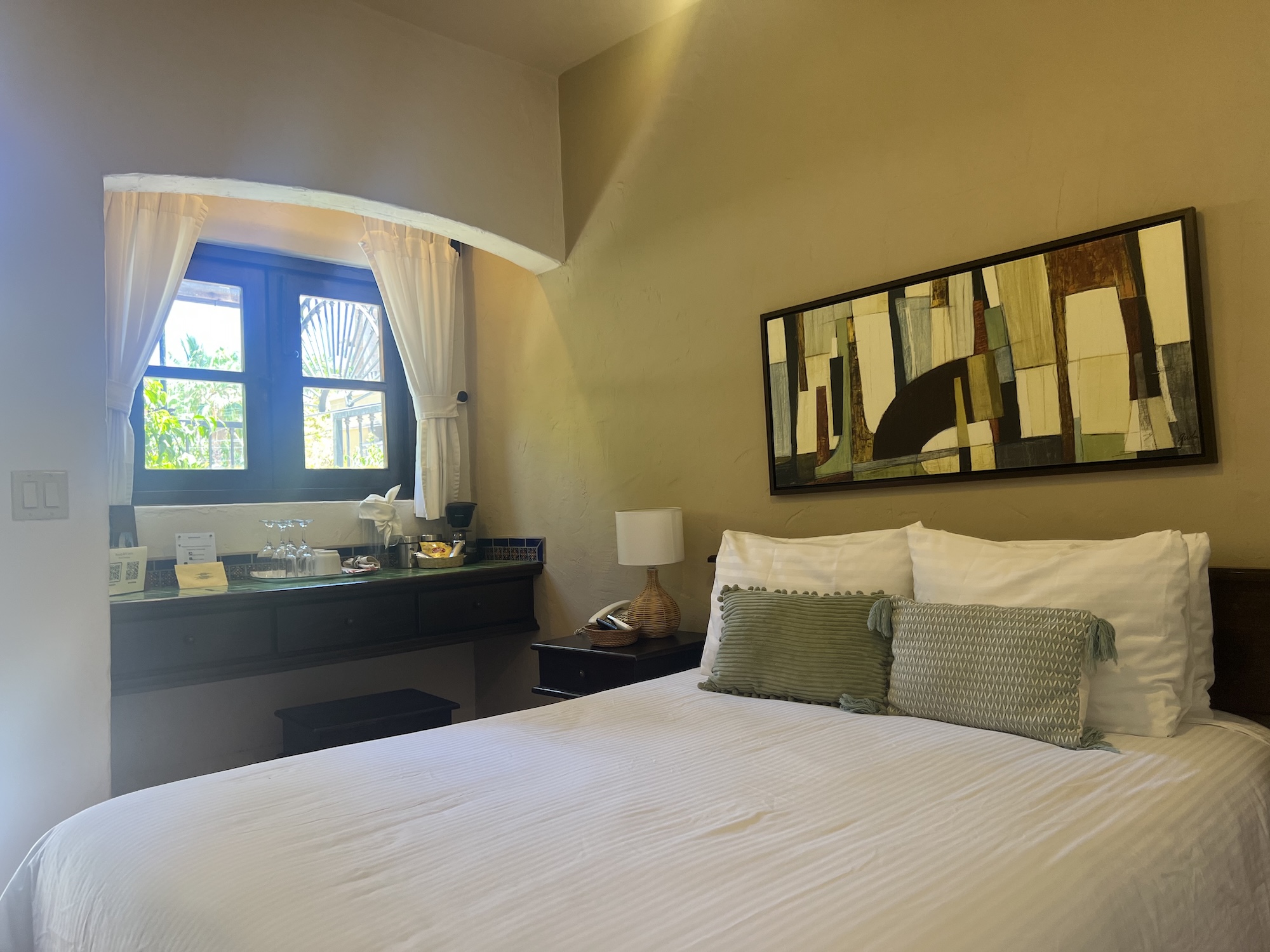 غرفة بسرير كوين، Posada Del Cortes Hotel 4/10
