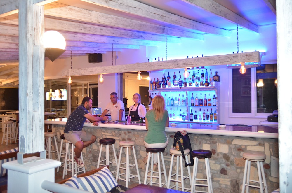 Blue Nest Hotel 32/53